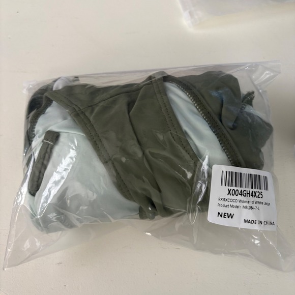 RXRXCOCO One Piece Swimsuit Padded White Accent Olive Green Large org $35 - Picture 2 of 3